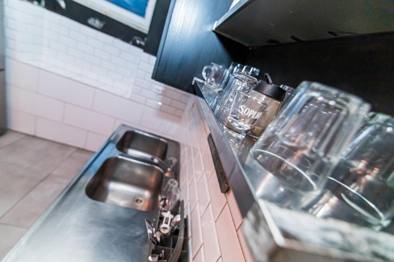 Make Your Own Party - Exclusive 200 Sqm Apartaments With Sauna And Snooker Table Hen&Stag Do Appartement