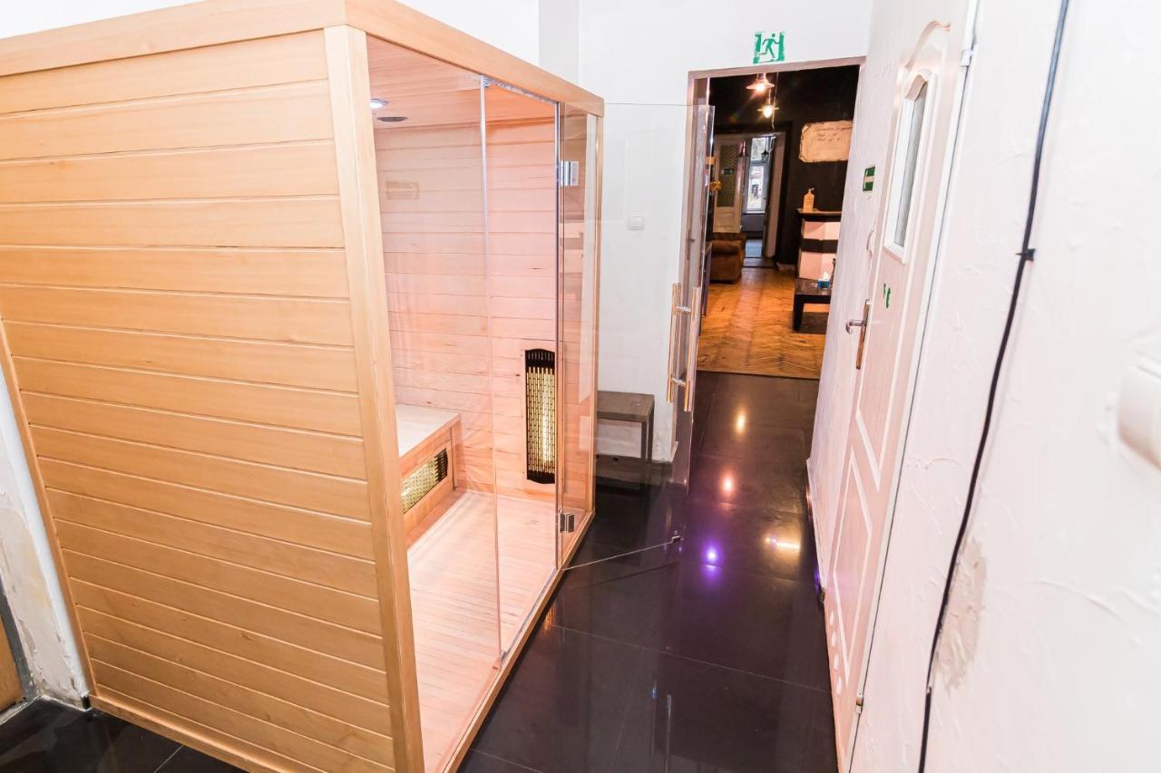 Make Your Own Party - Exclusive 200 Sqm Apartaments With Sauna And Snooker Table Hen&Stag Do Krakau